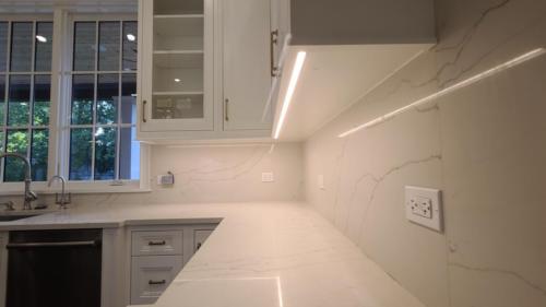 Undercabinet lighting 3